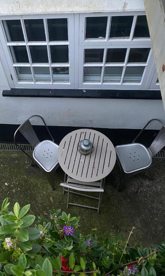 Monmouth House Apartments, Lyme Regis Old Town, Dog Friendly, Parking Kültér fotó